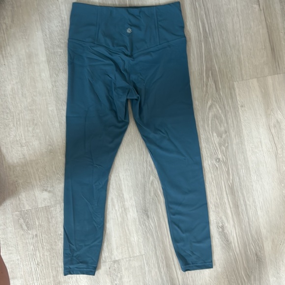 Athleta Blue Leggings Size Small Petite - Picture 2 of 2